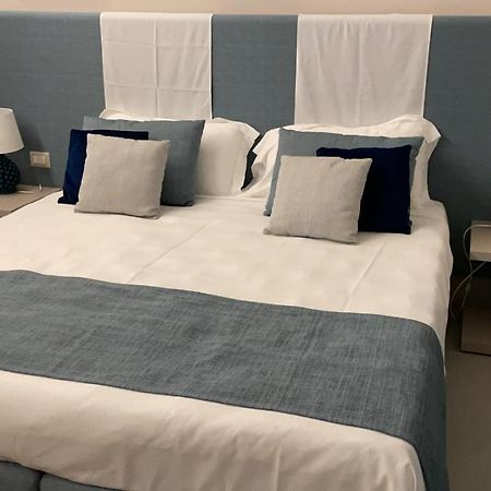 Hercules Suites Noto Eksteriør billede