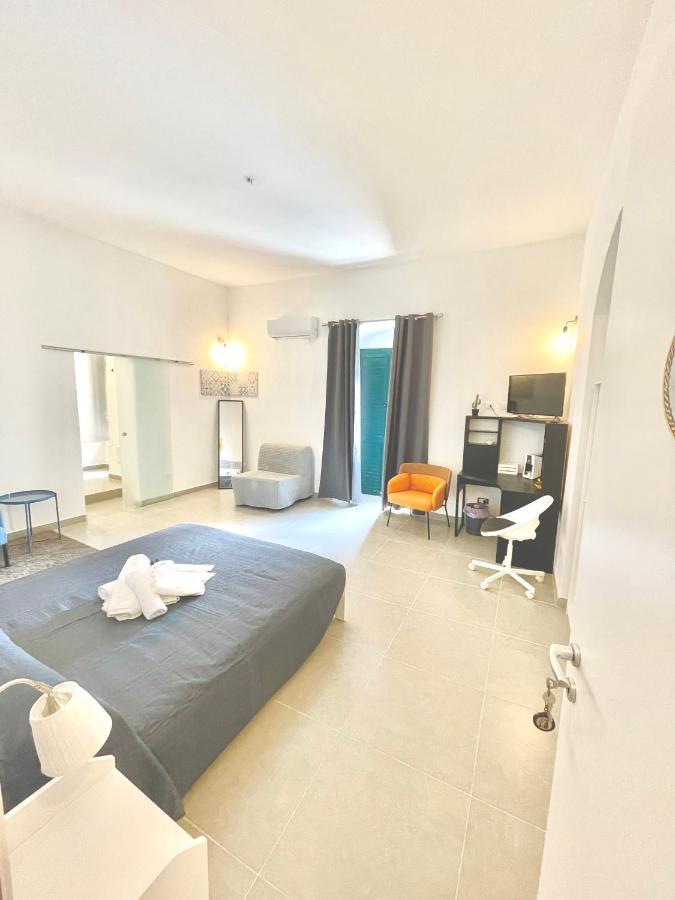 Hercules Suites Noto Eksteriør billede