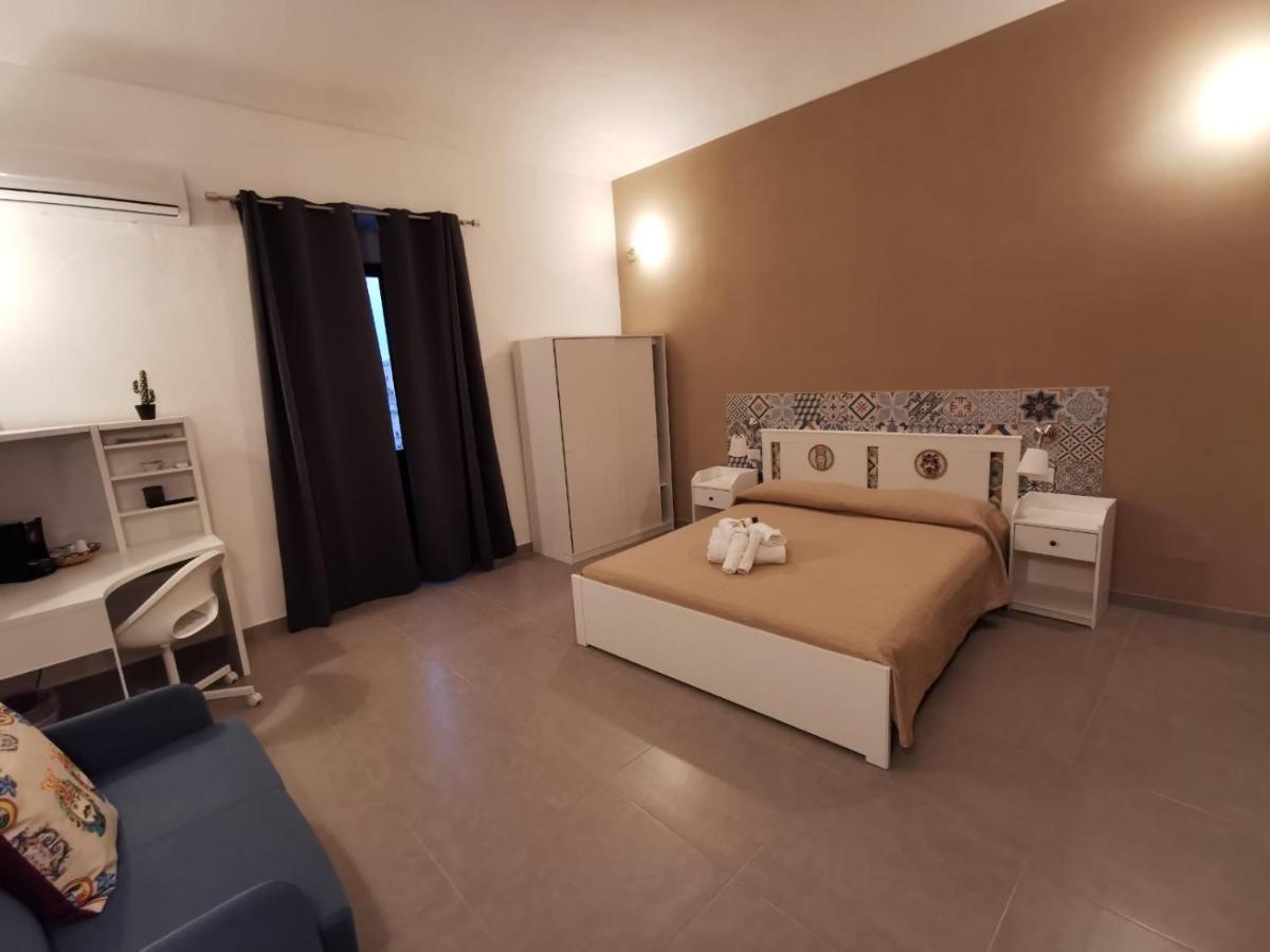 Hercules Suites Noto Eksteriør billede